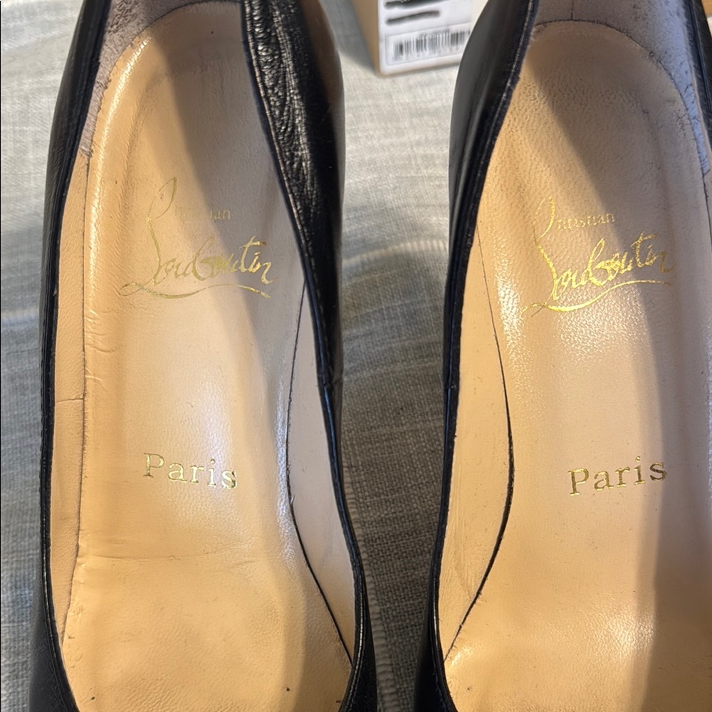 Christian Louboutin classic black pumps - Picture 2 of 8